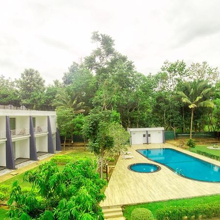 Hotel Lavendish Wild Safari Wasgamuwa Exterior foto